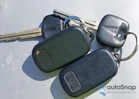 2003 Pontiac Vibe from USA, damaged, VIN 5Y2SL62843Z436954